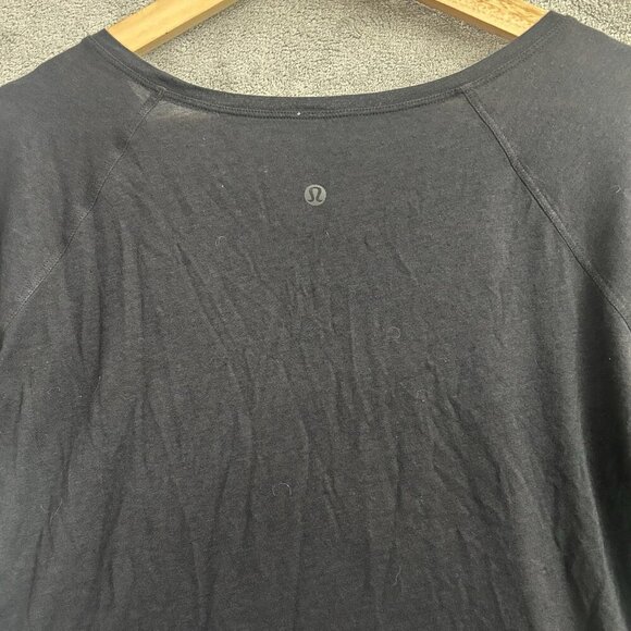 Lululemon Shirt Womens 8 Black Long Sleeve Pullover Tee Athleisure Workout Gym - Picture 7 of 8